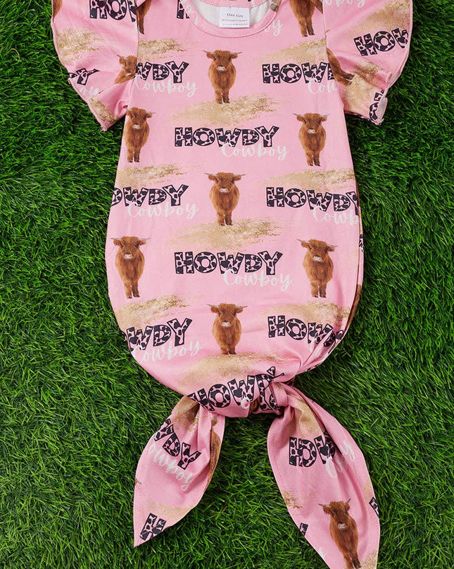 Howdy cowboy" highland cow printed baby gown. PJG25153018 S
