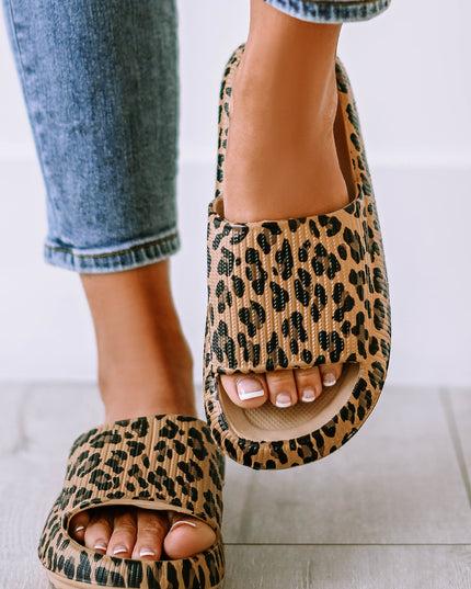 Leopard Print Thick Sole Slip On Slippers