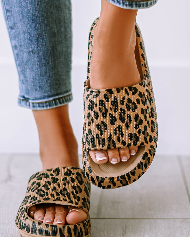 Leopard Print Thick Sole Slip On Slippers