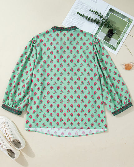 Green Plus Size Floral Print Contrast Trim V Neck Bracelet Sleeve Blouse