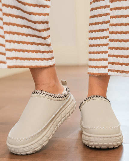 White Contrast Stitch Detail Faux Suede PU Patchwork Plush Winter Clog Slippers