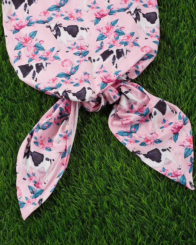 Cow/floral  printed baby gown. PJG25153024