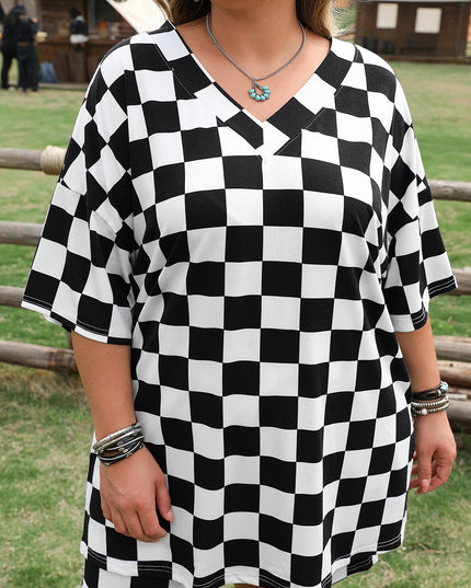 Black Checkered Pattern Tee and Shorts Plus Size Two Piece Set